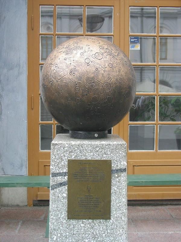 Mercury — a 25 cm sphere at the Stockholm City Museum